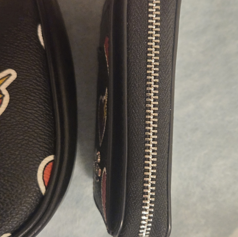 Coach Terri Bag and Wallet Set, Hearts, Has Both Straps-missing Hangtag - Picture 11 of 16